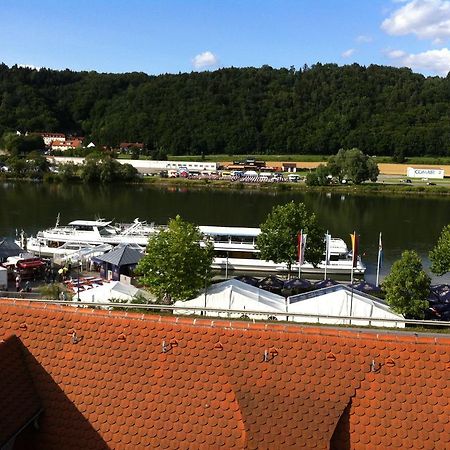 Wittelsbacher Zollhaus Otel Vilshofen an der Donau Dış mekan fotoğraf
