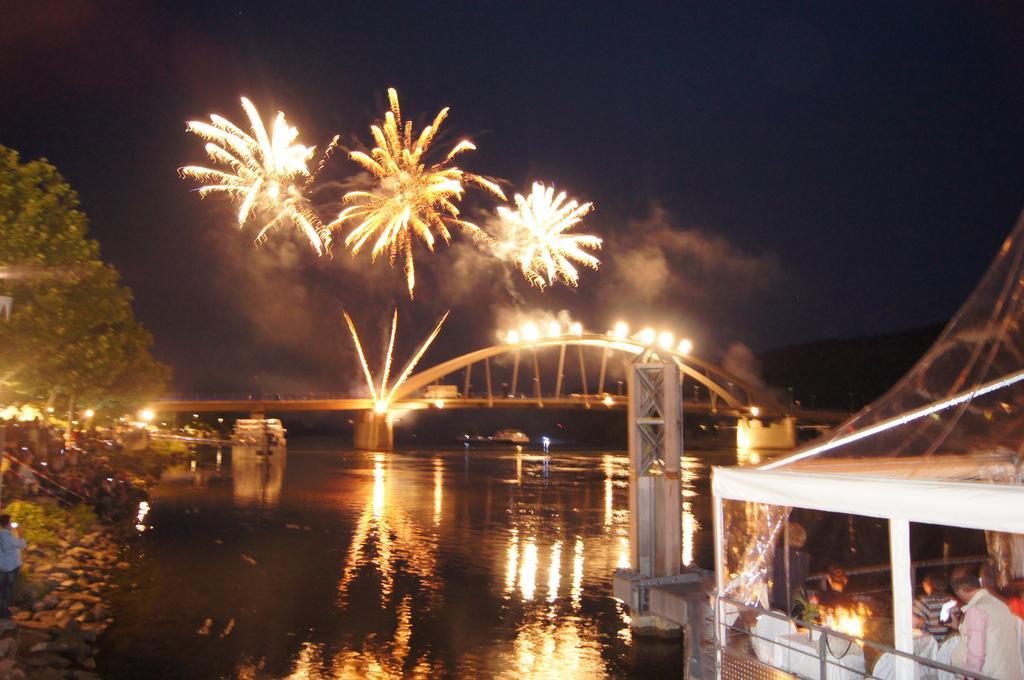 Wittelsbacher Zollhaus Otel Vilshofen an der Donau Dış mekan fotoğraf